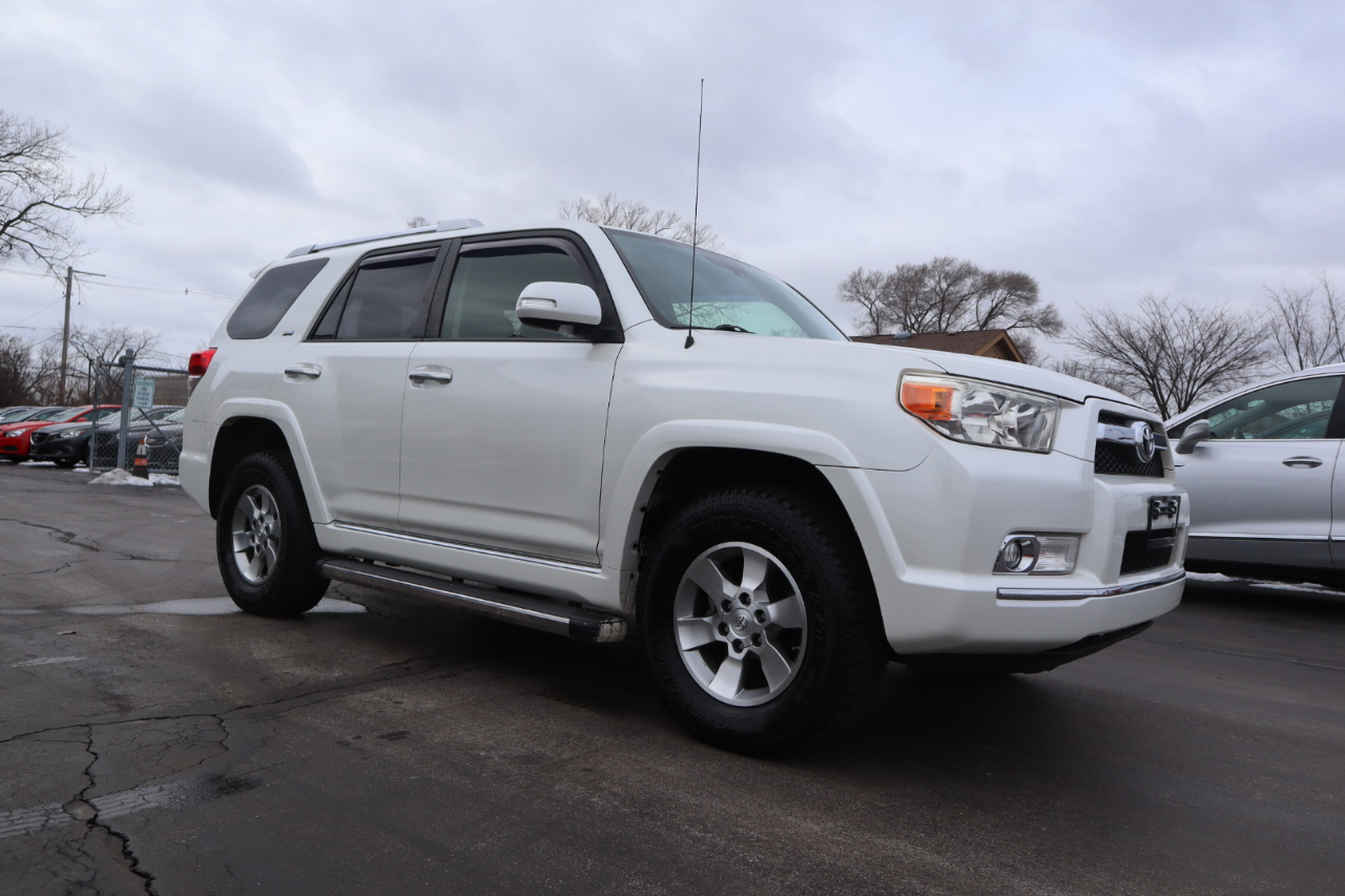 Toyota 4Runner SR5 4WD 2013