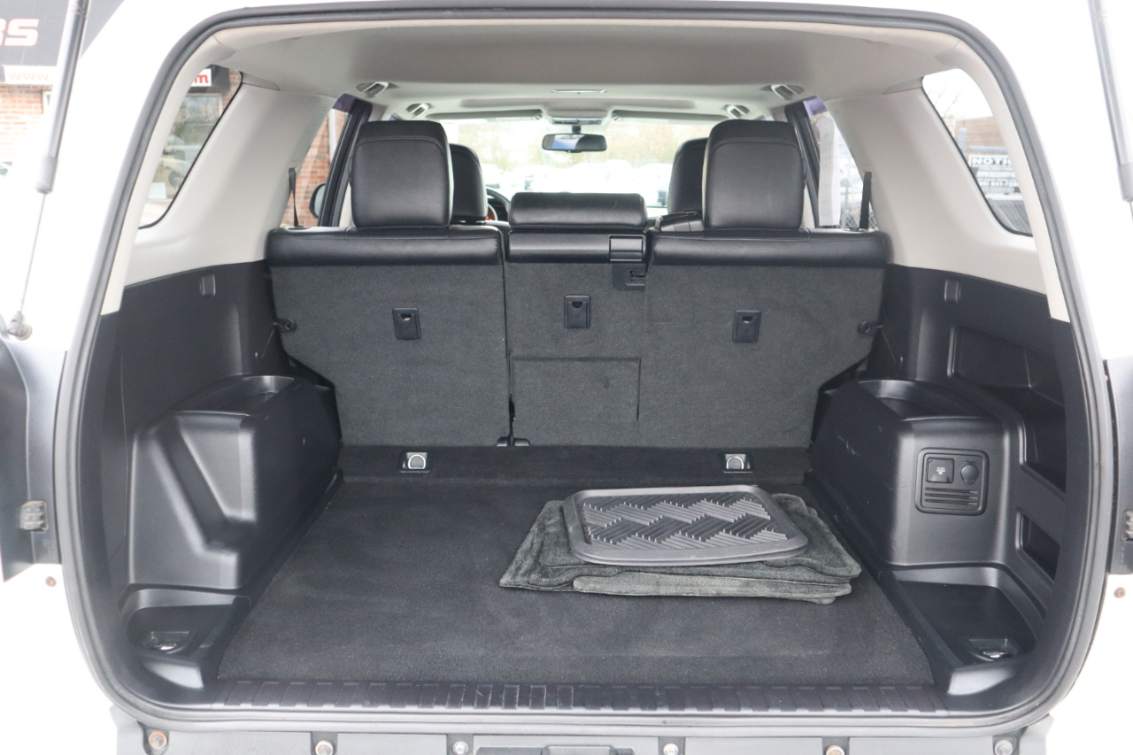 Toyota 4Runner SR5 4WD 2013