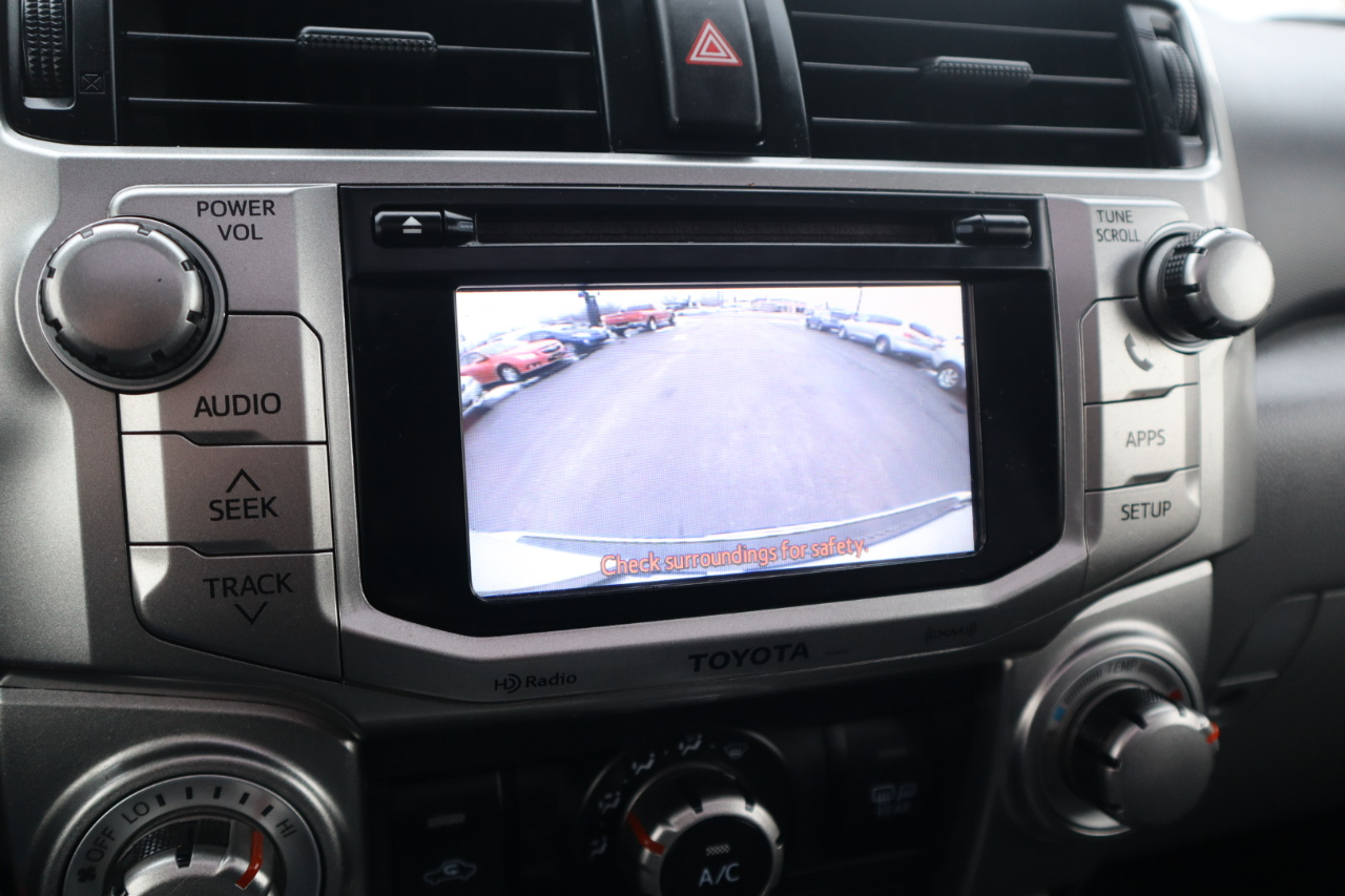 Toyota 4Runner SR5 4WD 2013