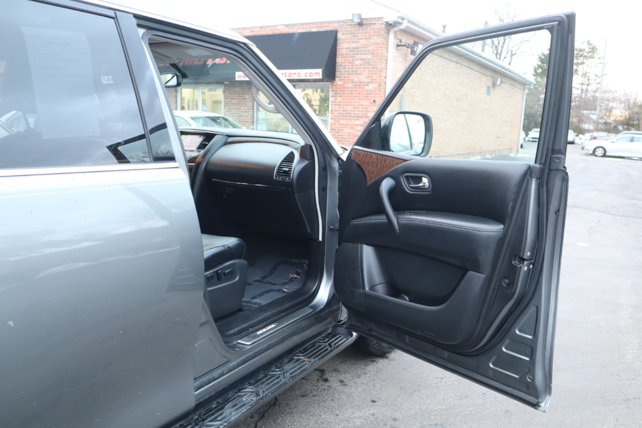 Nissan Armada SV 4D SUV RWD 2018