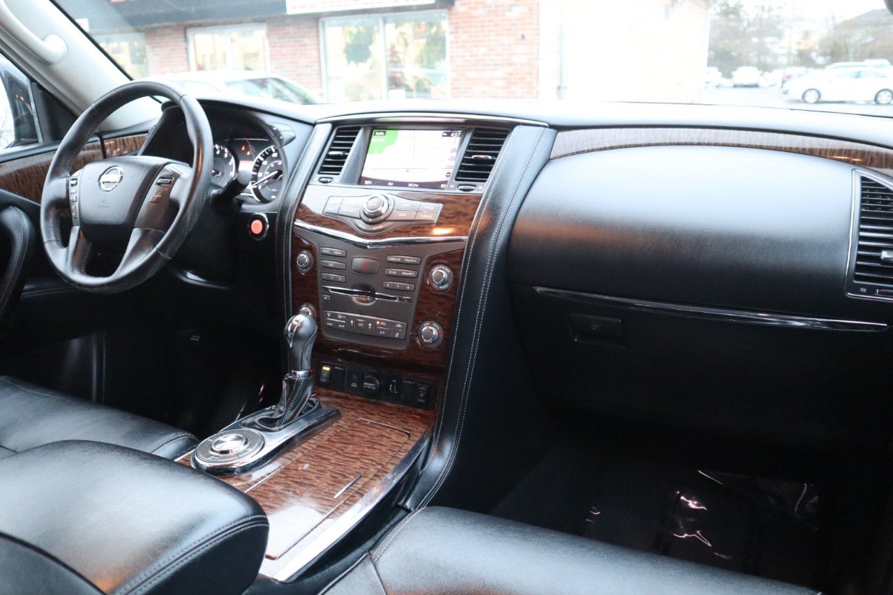 Nissan Armada SV 4D SUV RWD 2018