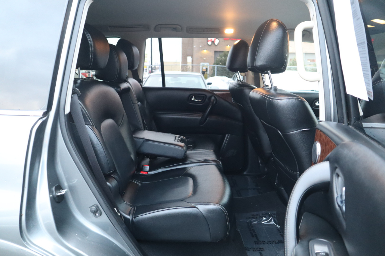 Nissan Armada SV 4D SUV RWD 2018