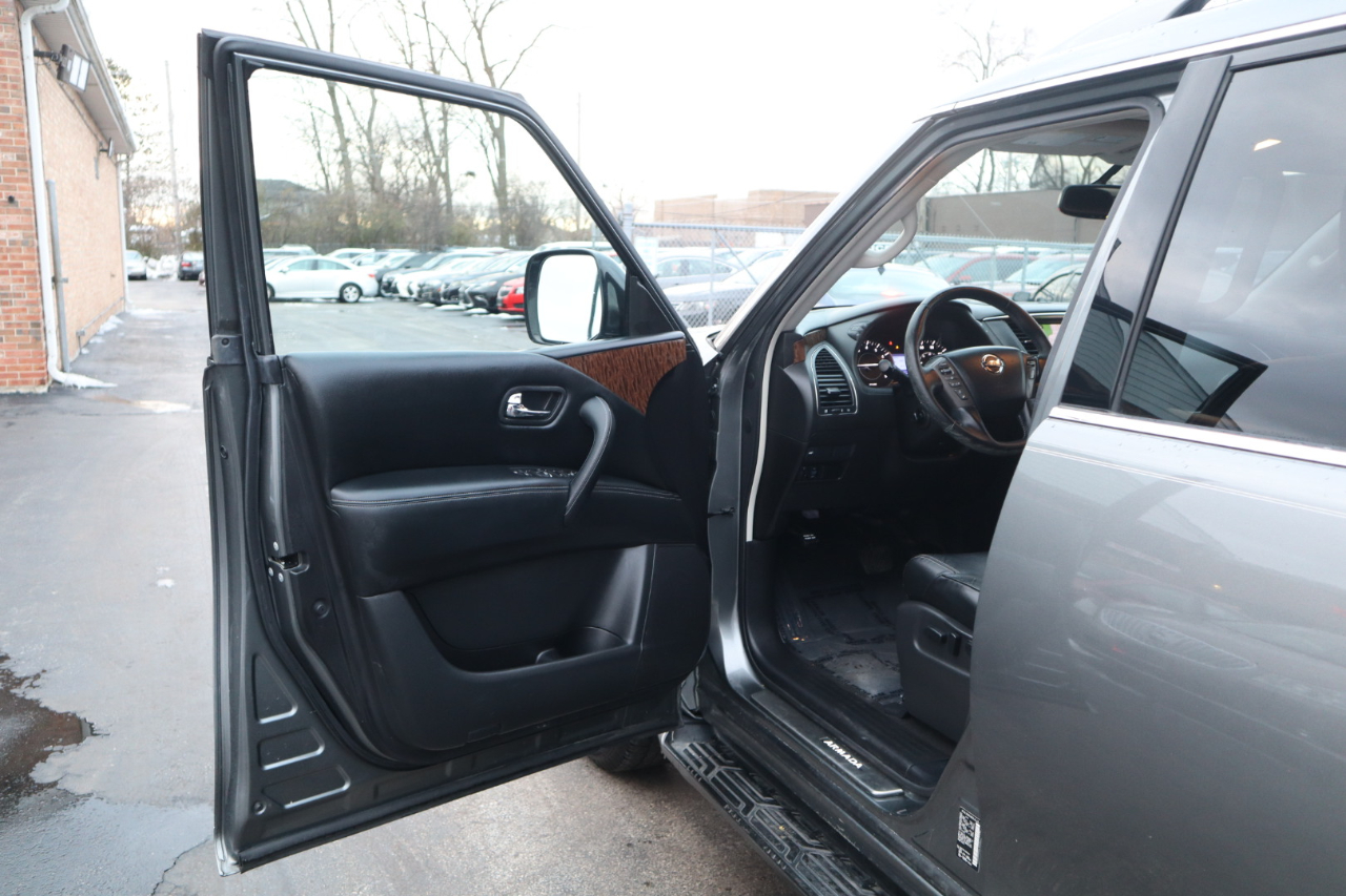 Nissan Armada SV 4D SUV RWD 2018