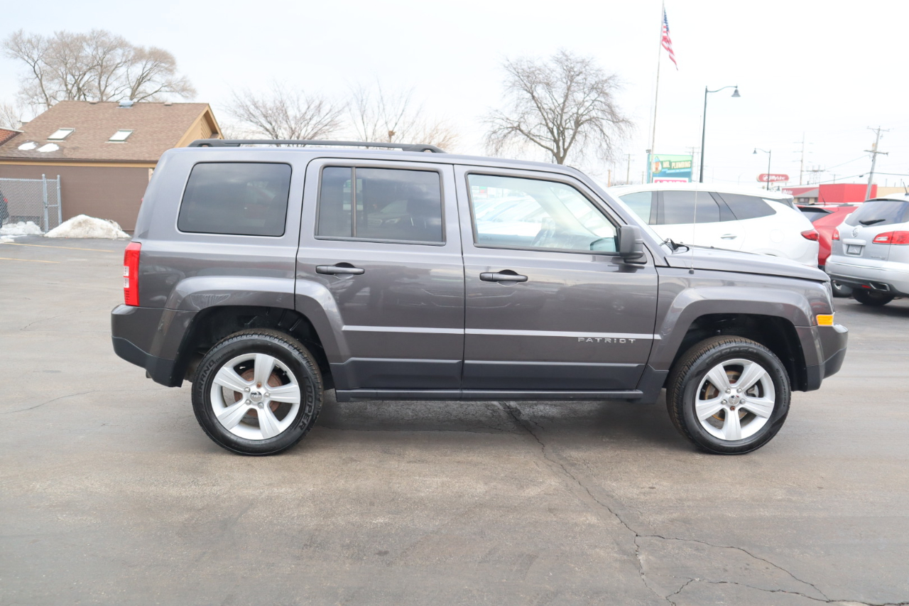 Jeep Patriot Latitude 2WD 2016