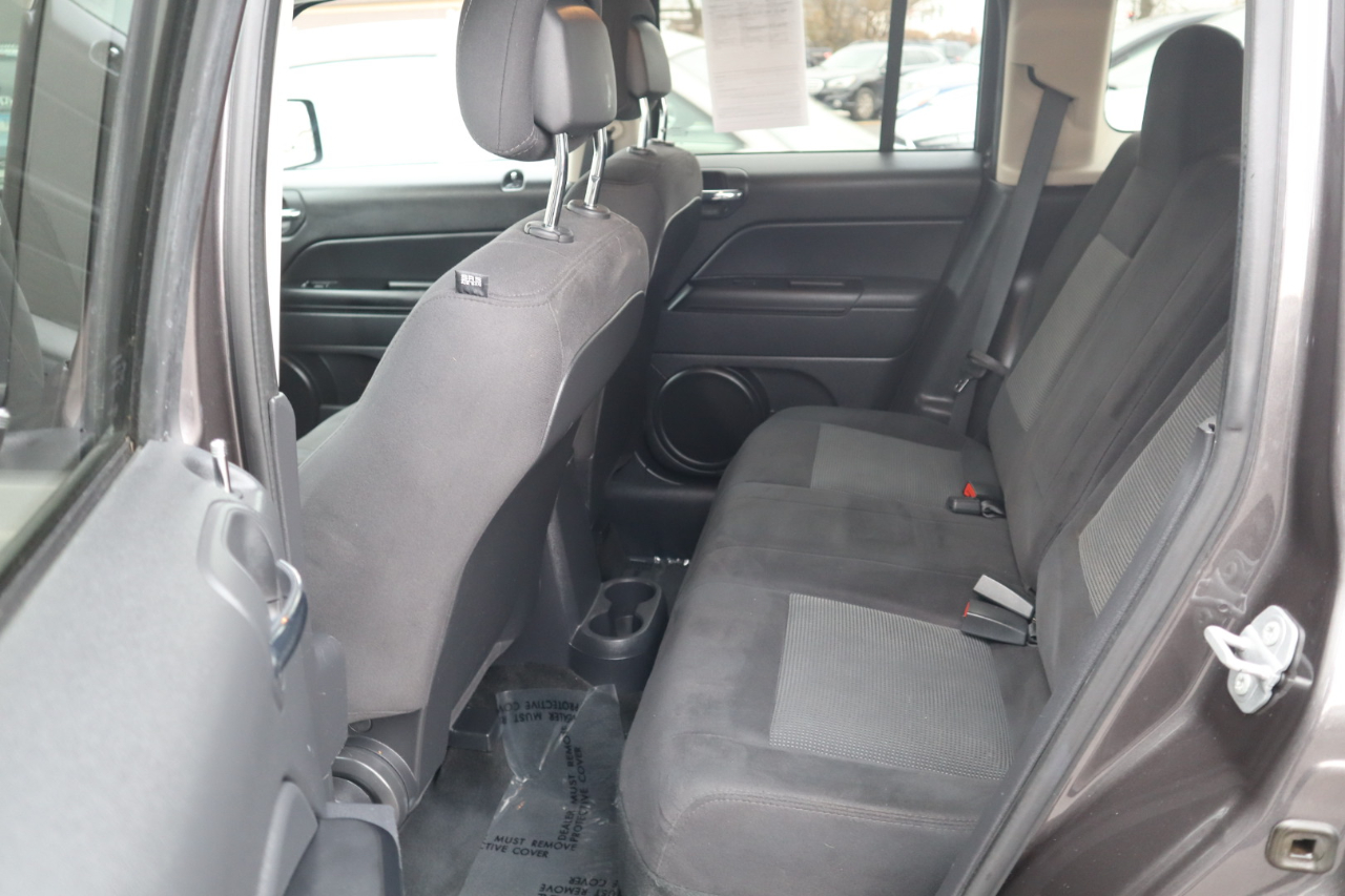 Jeep Patriot Latitude 2WD 2016