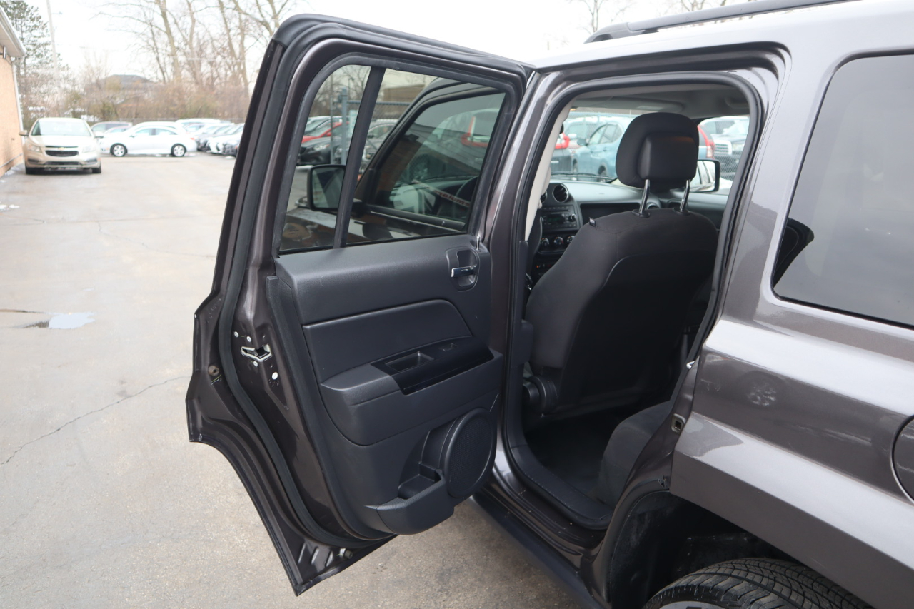 Jeep Patriot Latitude 2WD 2016