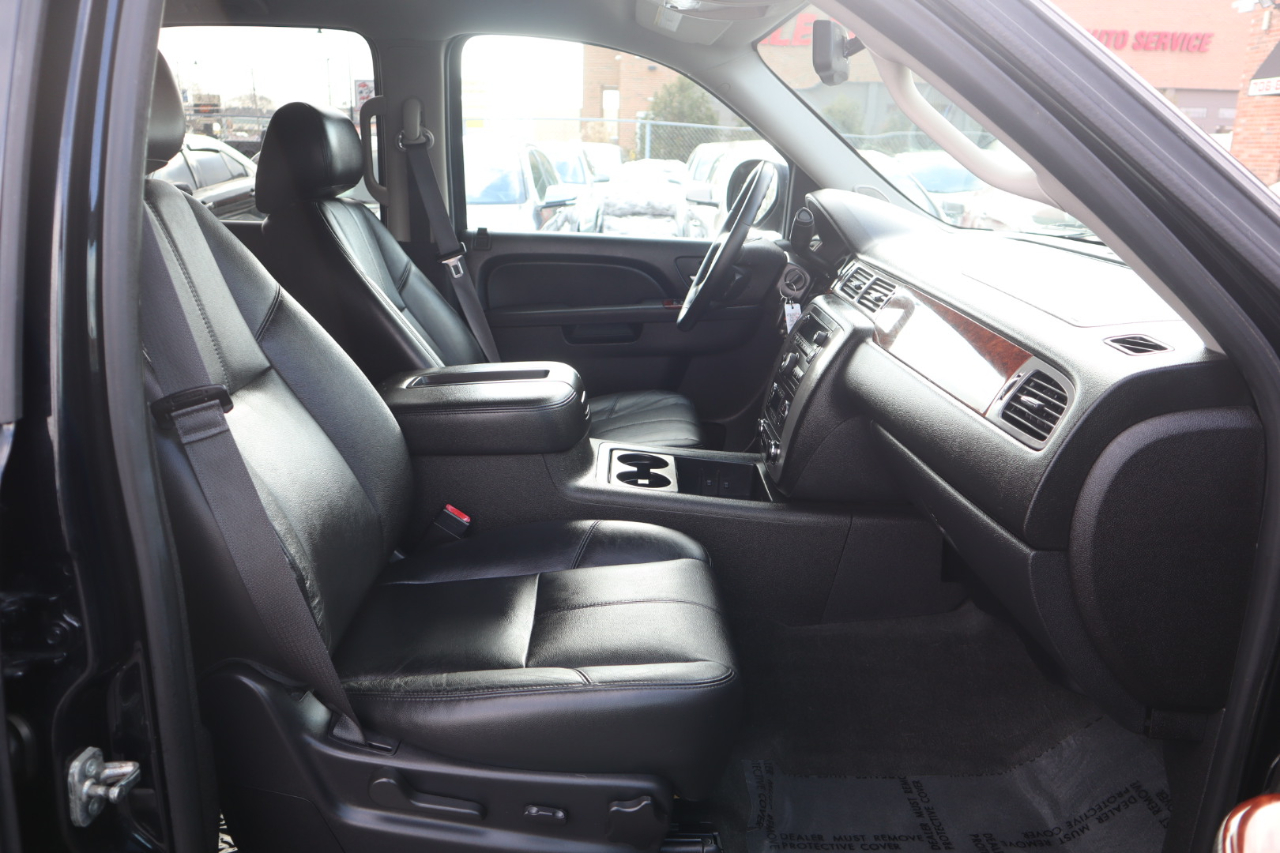 GMC Yukon SLT 4WD 2013