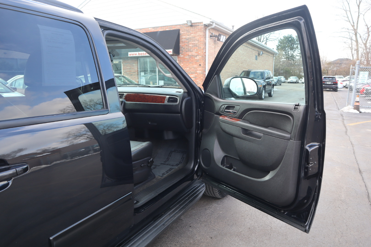 GMC Yukon SLT 4WD 2013