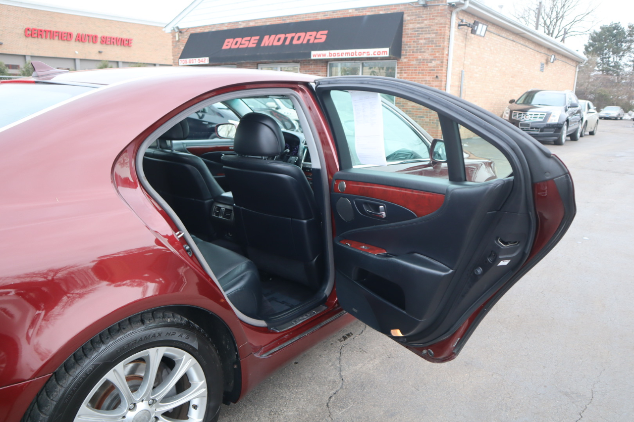 Lexus LS 460 Luxury Sedan 2008