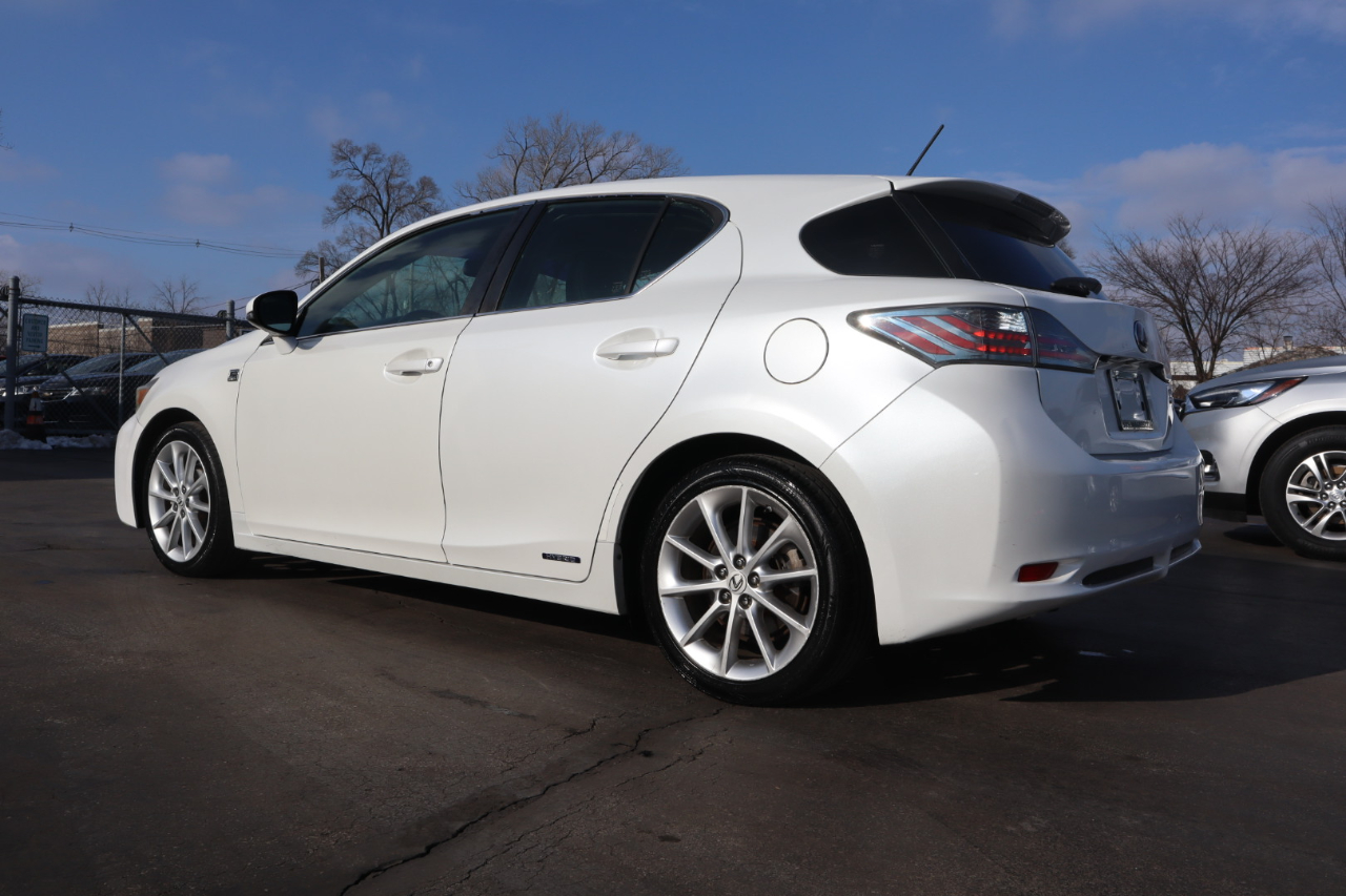 Lexus CT 200h F SPORT 2012