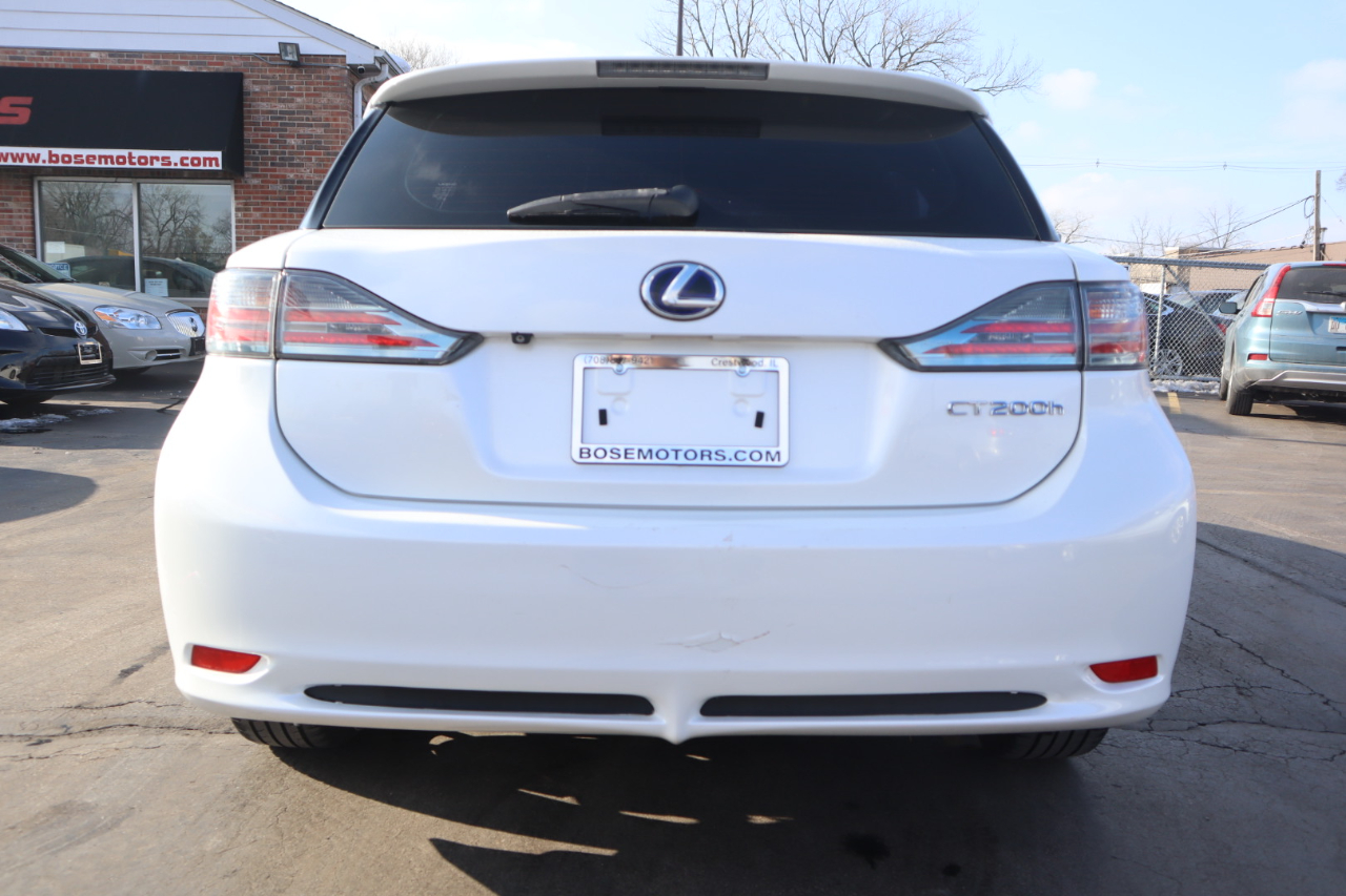 Lexus CT 200h F SPORT 2012