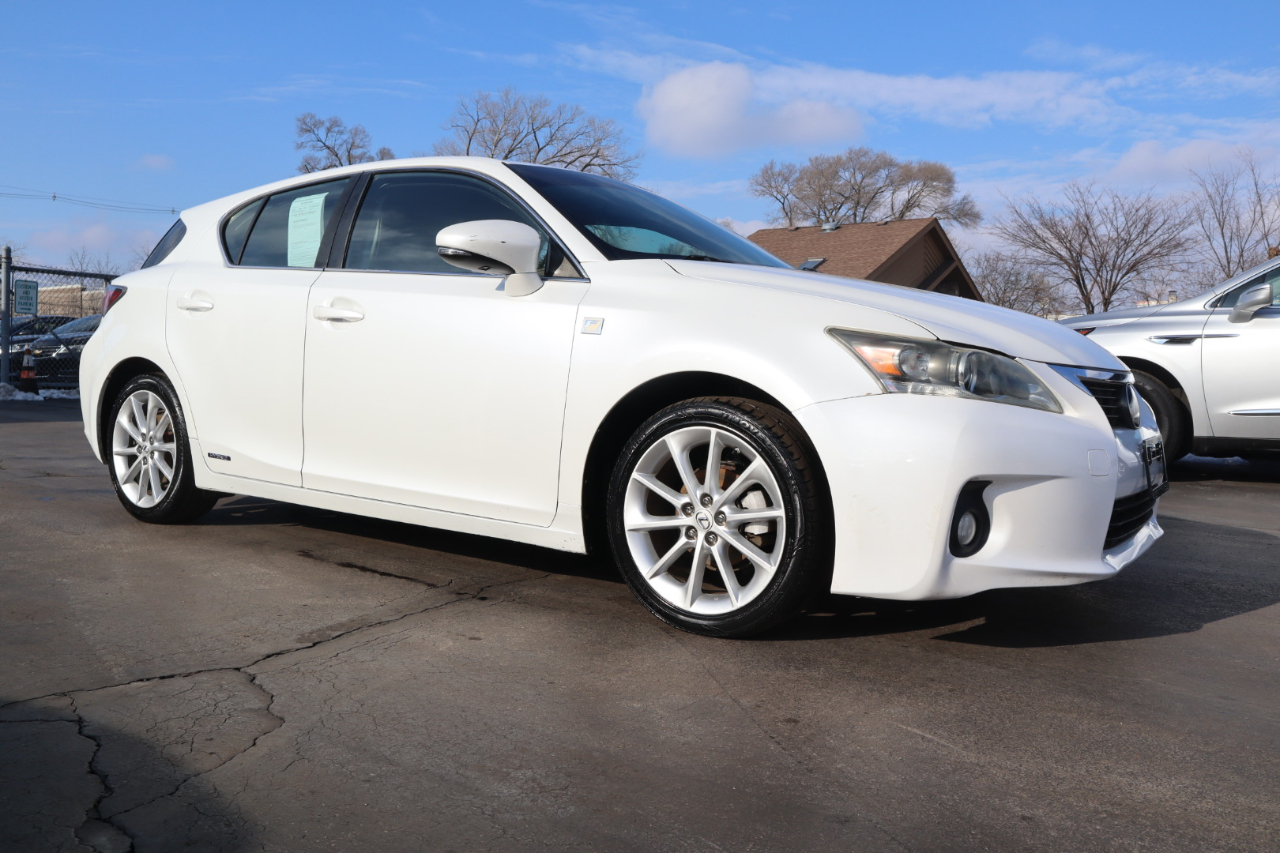 Lexus CT 200h F SPORT 2012