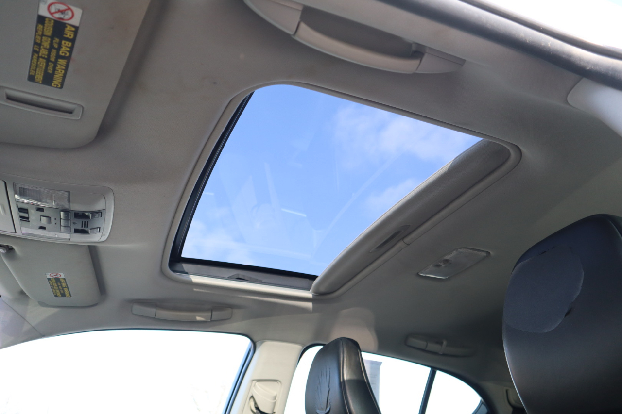 Lexus CT 200h F SPORT 2012