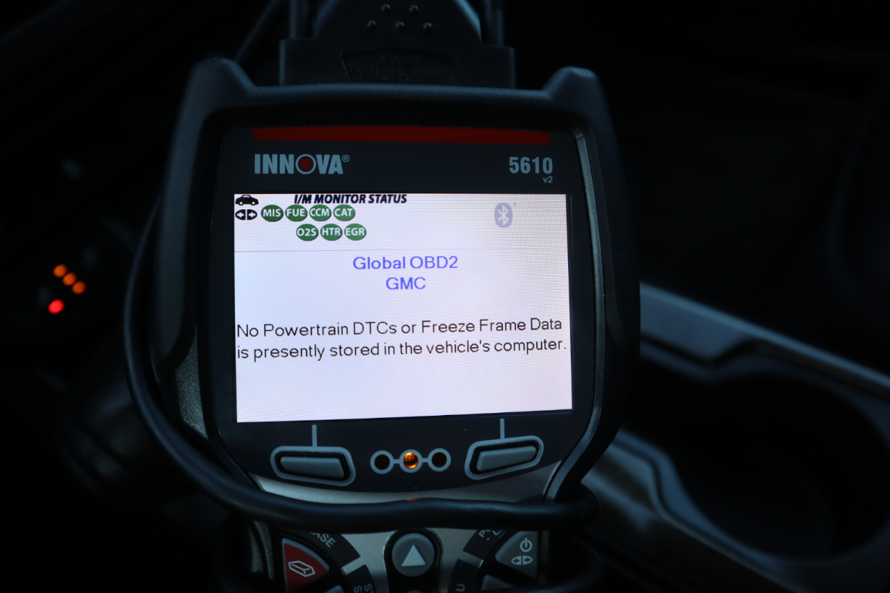 GMC Canyon SLT Crew Cab 4WD Short Box 2016