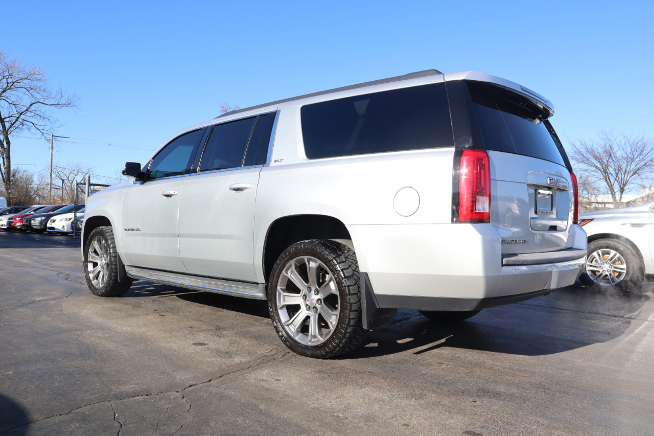 GMC Yukon XL SLT 1/2 Ton 4WD 2015