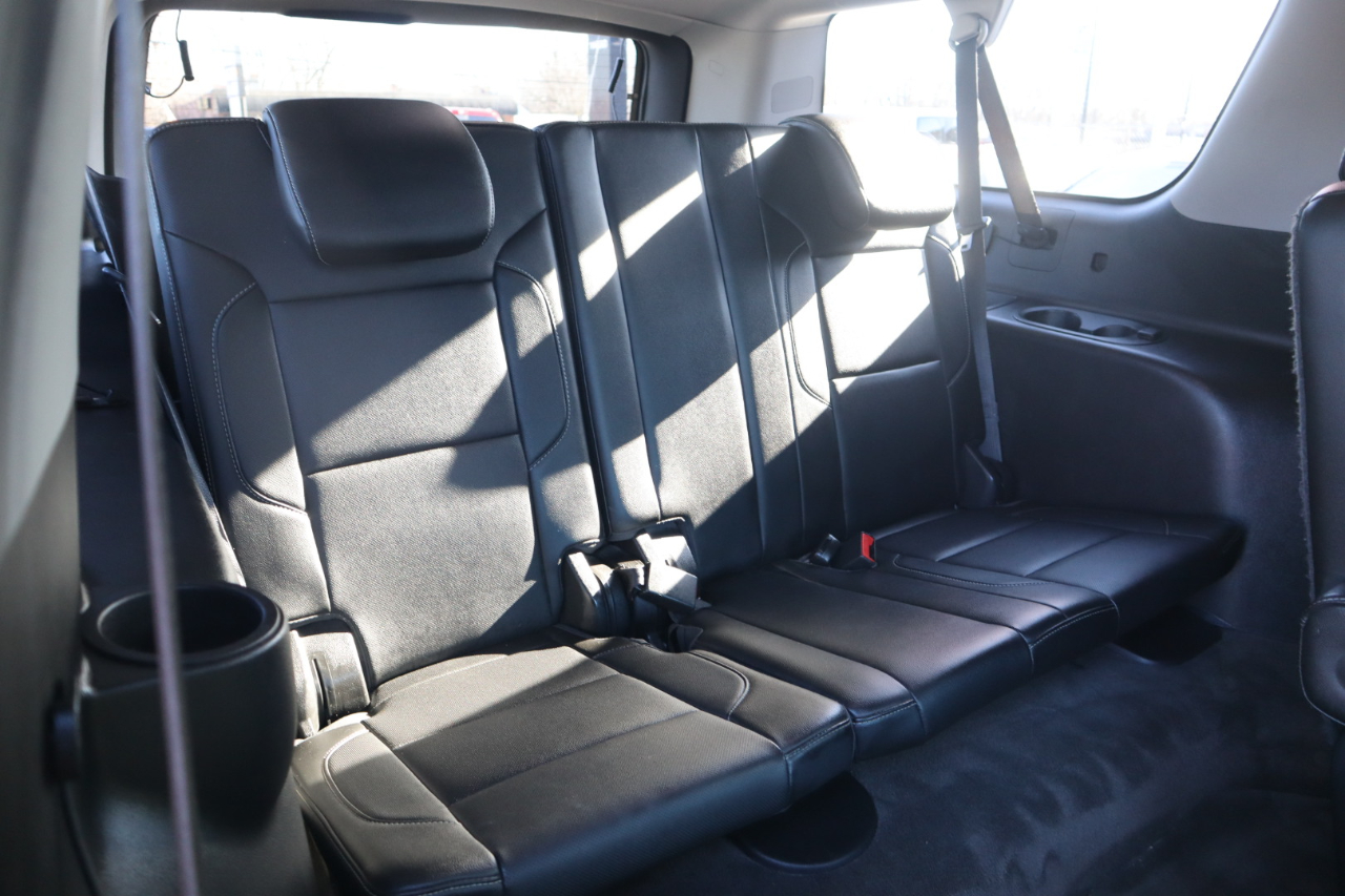 GMC Yukon XL SLT 1/2 Ton 4WD 2015