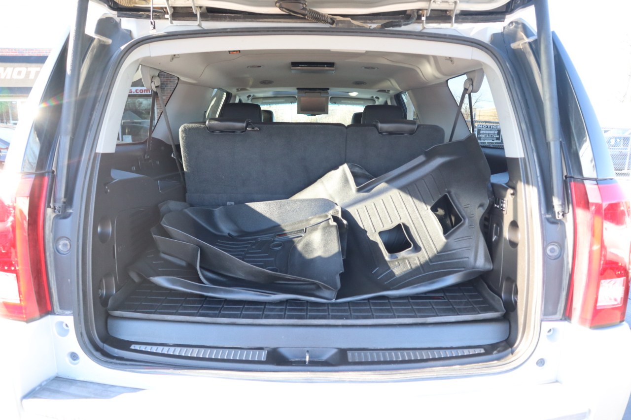 GMC Yukon XL SLT 1/2 Ton 4WD 2015