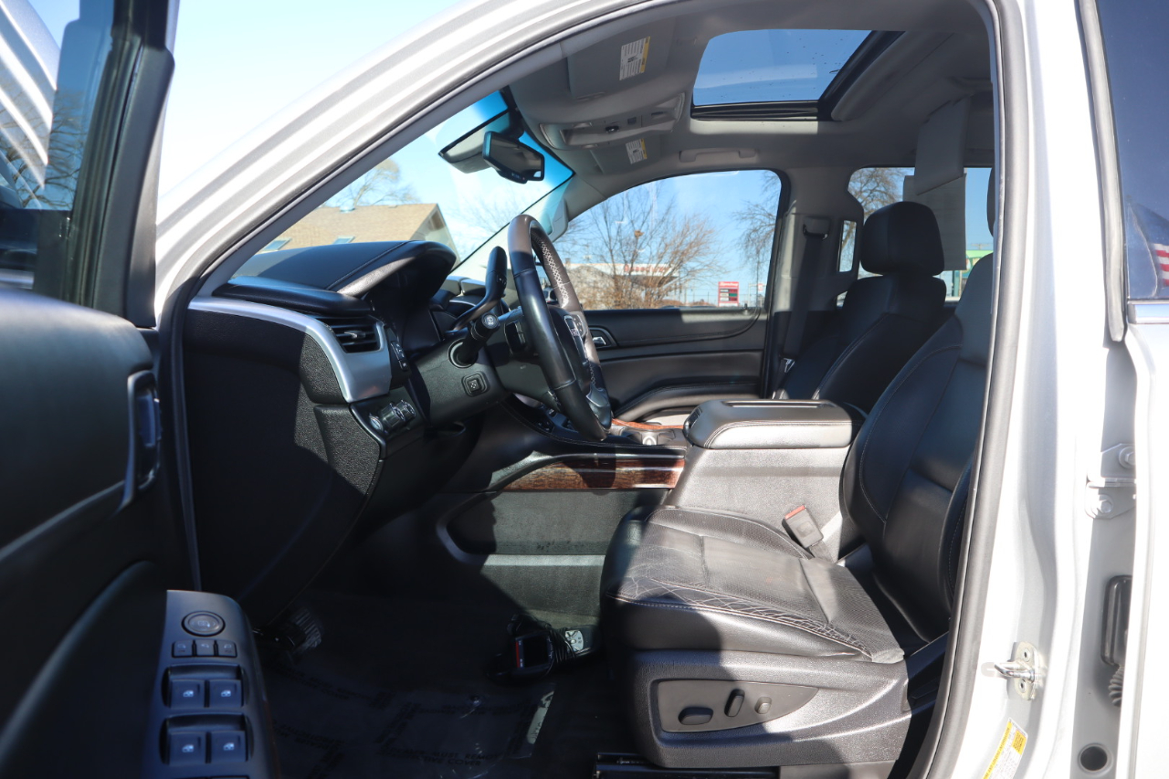 GMC Yukon XL SLT 1/2 Ton 4WD 2015