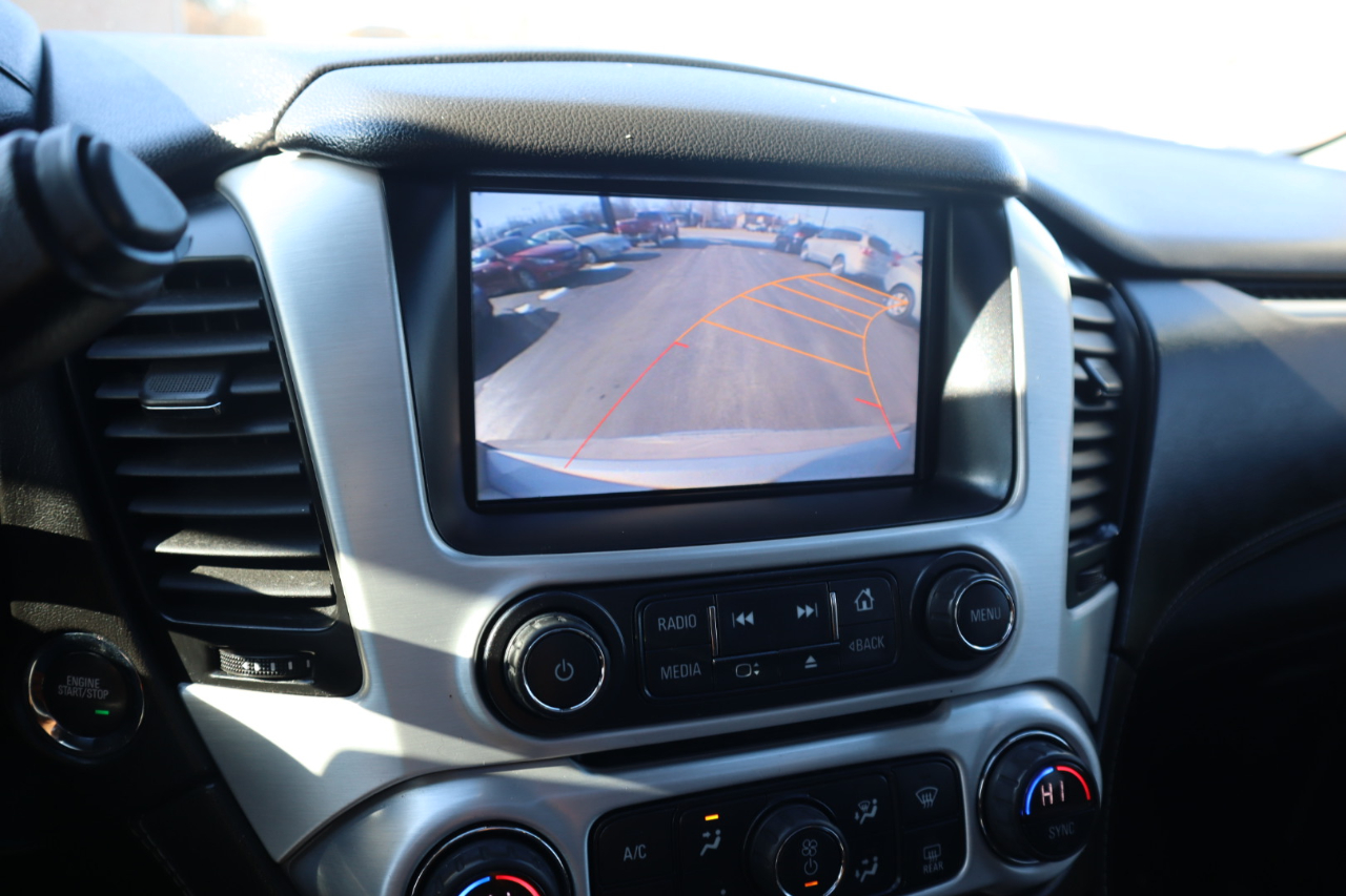 GMC Yukon XL SLT 1/2 Ton 4WD 2015