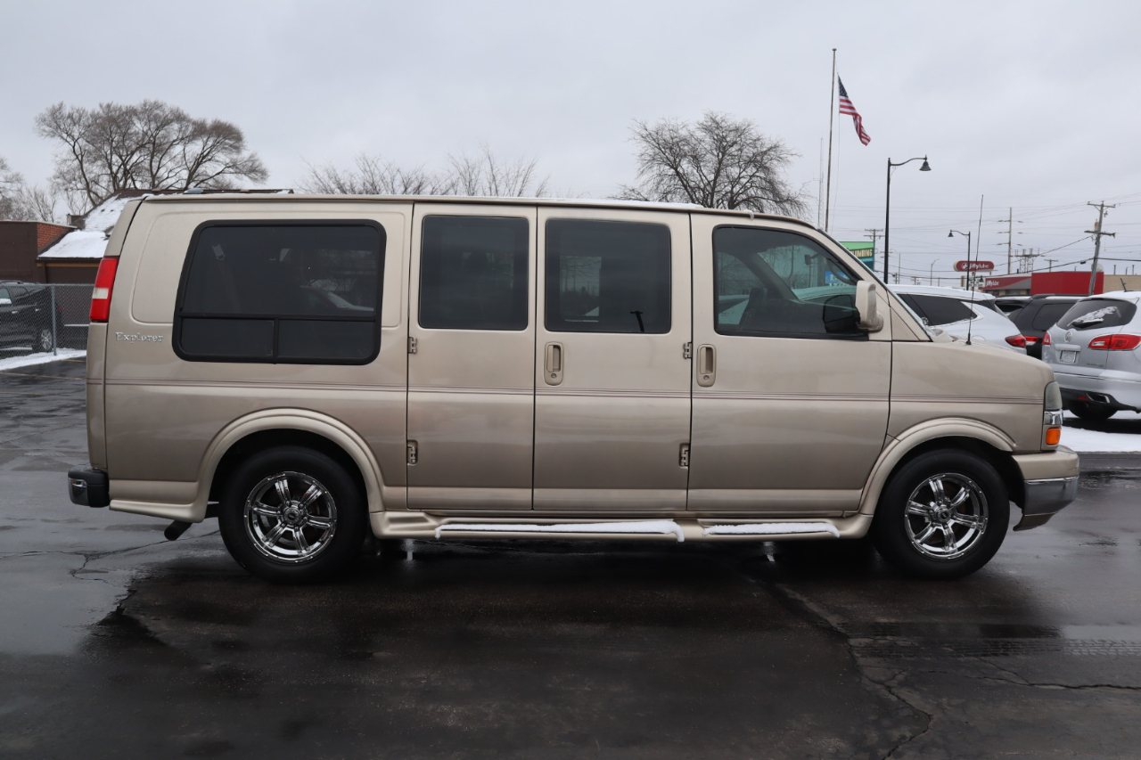 Chevrolet Express 1500 Cargo 2012