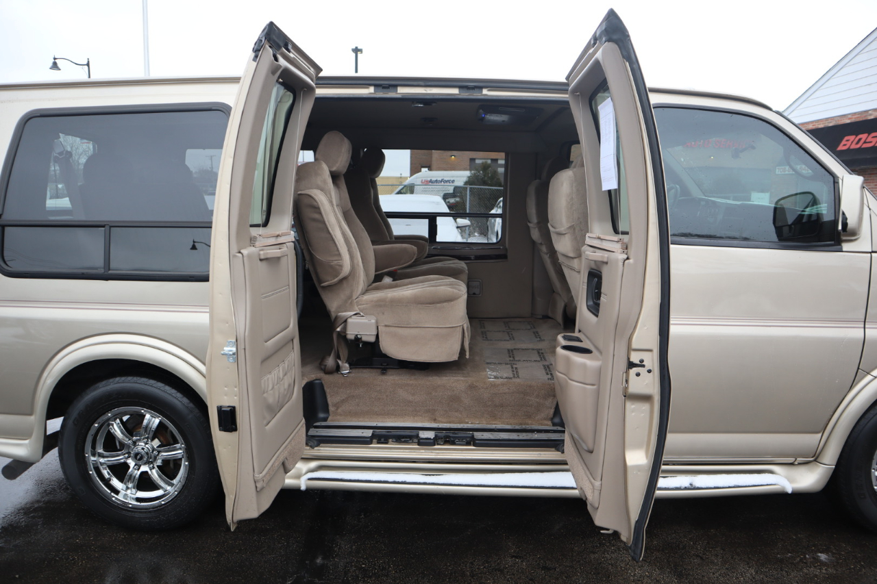 Chevrolet Express 1500 Cargo 2012