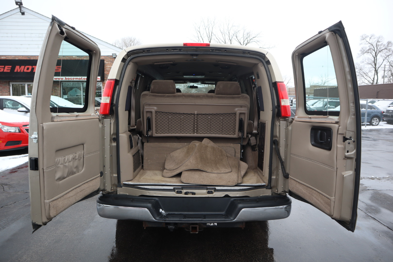 Chevrolet Express 1500 Cargo 2012