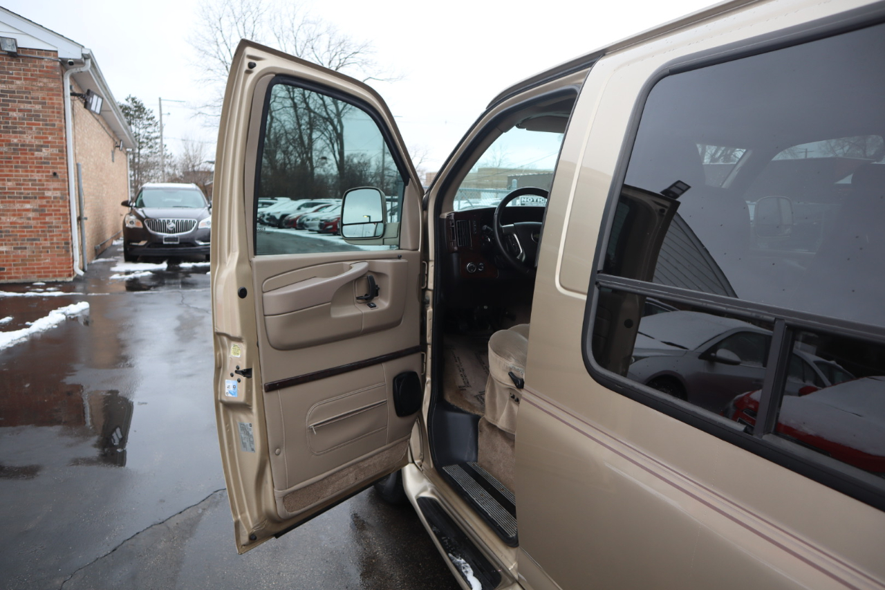 Chevrolet Express 1500 Cargo 2012