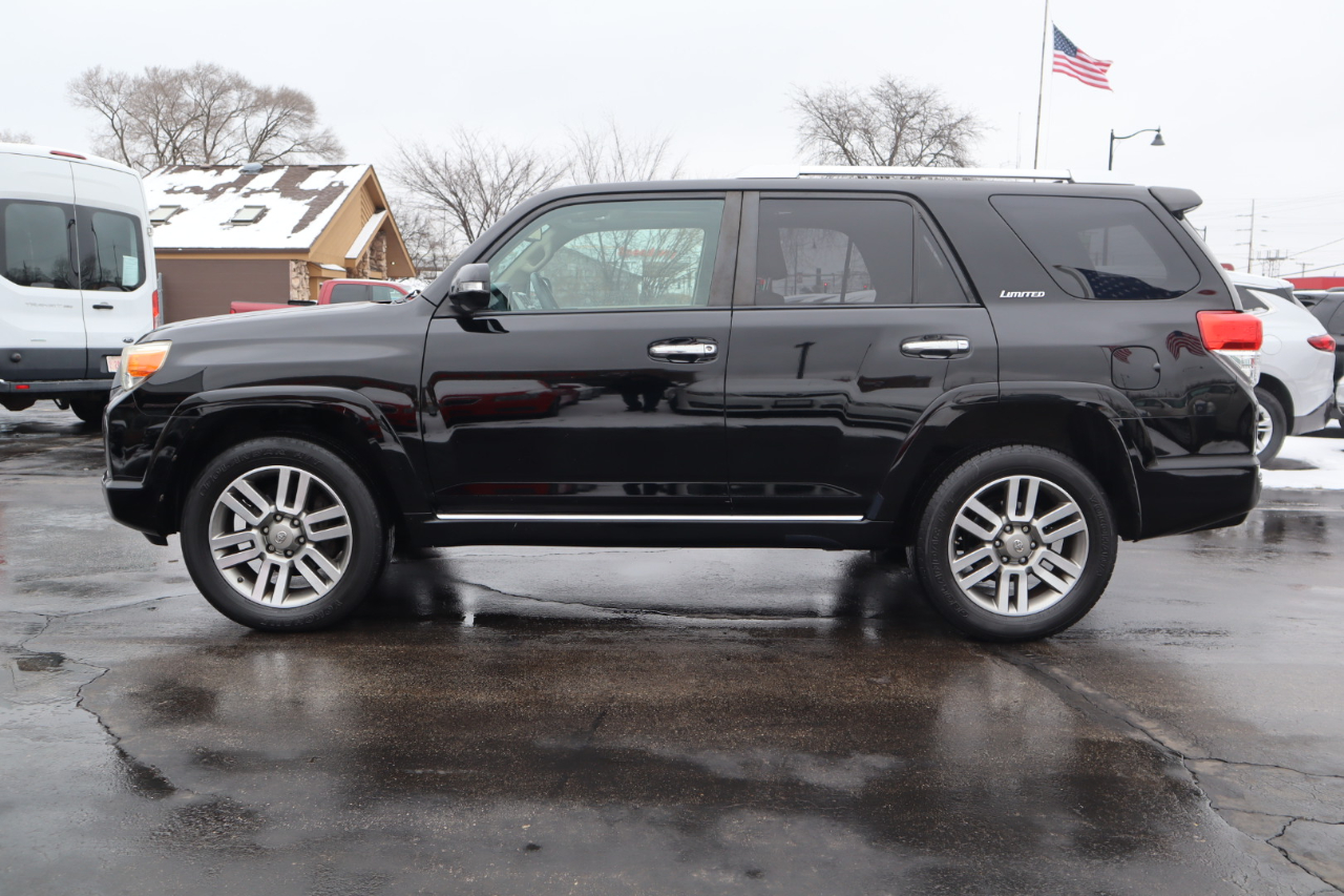 Toyota 4Runner SR5 4WD 2011