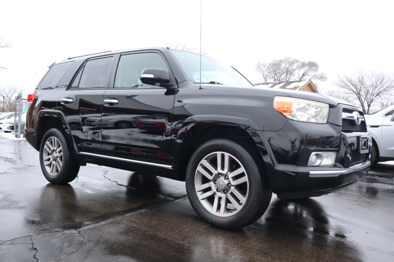 Toyota 4Runner SR5 4WD 2011