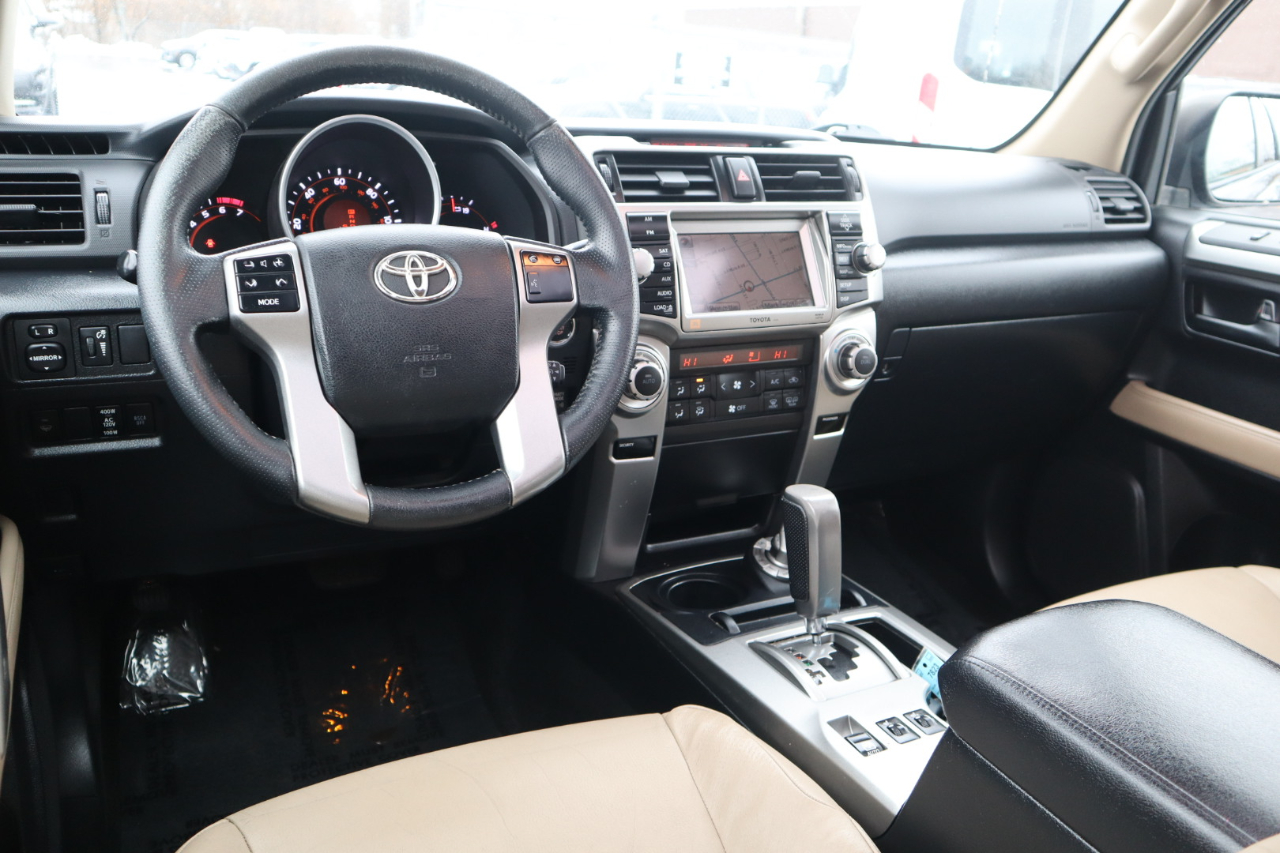 Toyota 4Runner SR5 4WD 2011