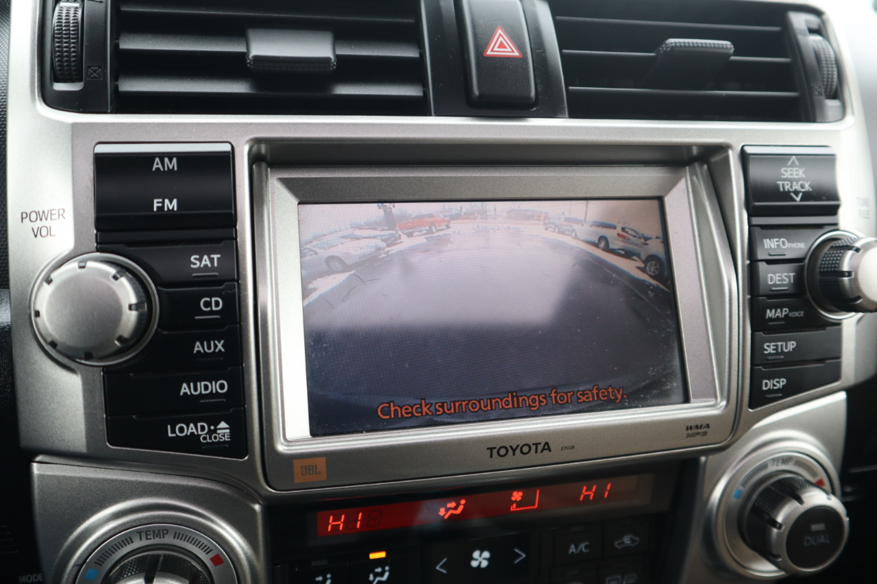 Toyota 4Runner SR5 4WD 2011