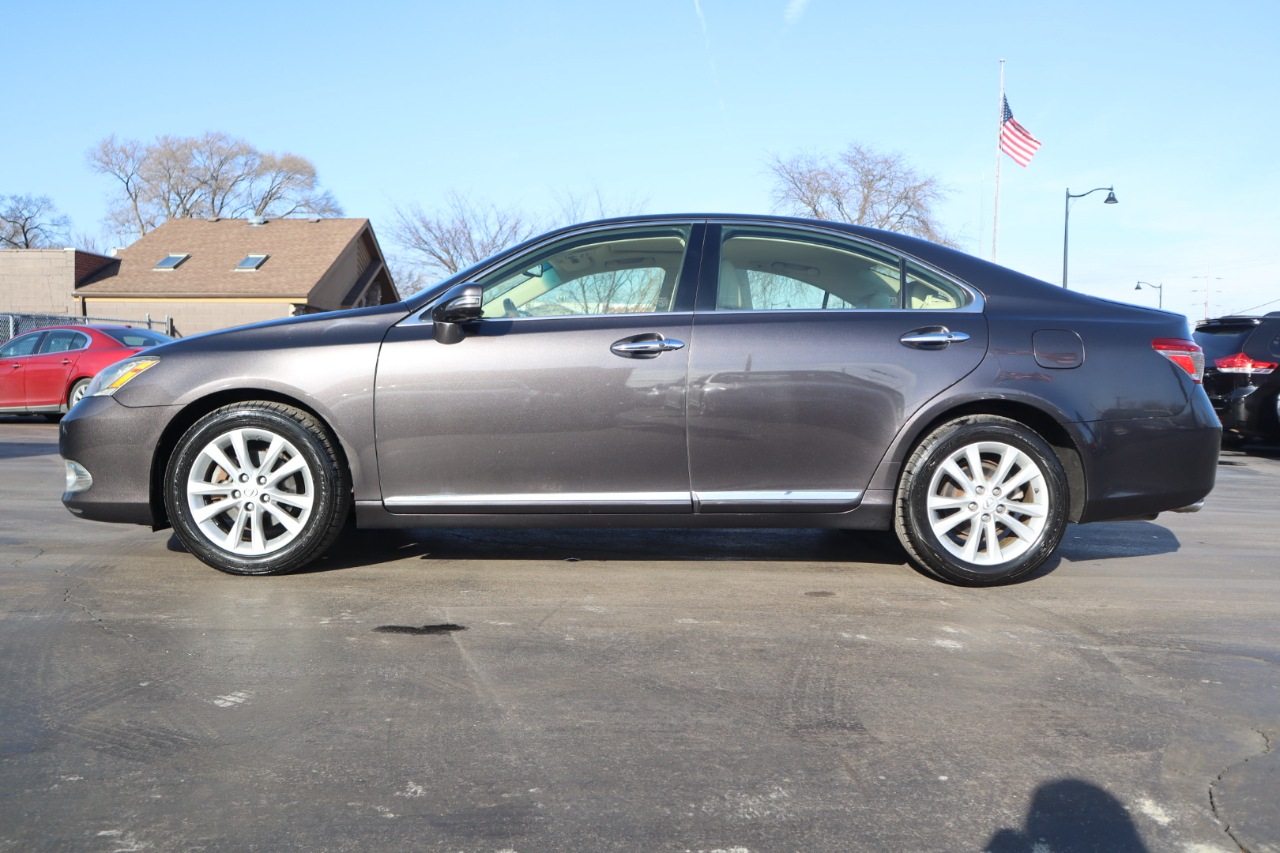 Lexus ES 350 Sedan 2012