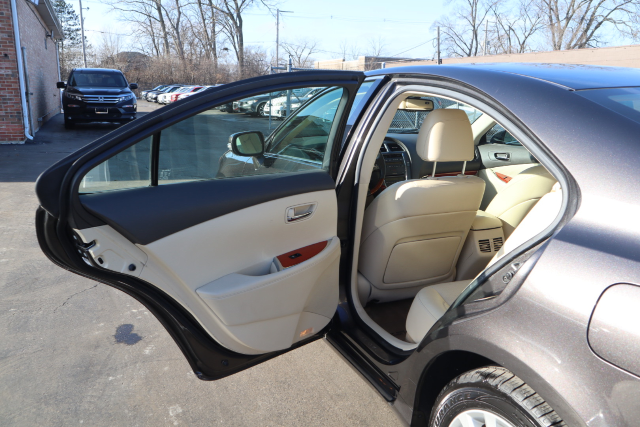 Lexus ES 350 Sedan 2012