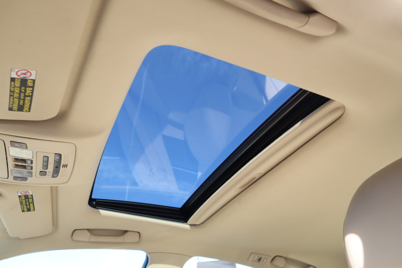 Lexus ES 350 Sedan 2012