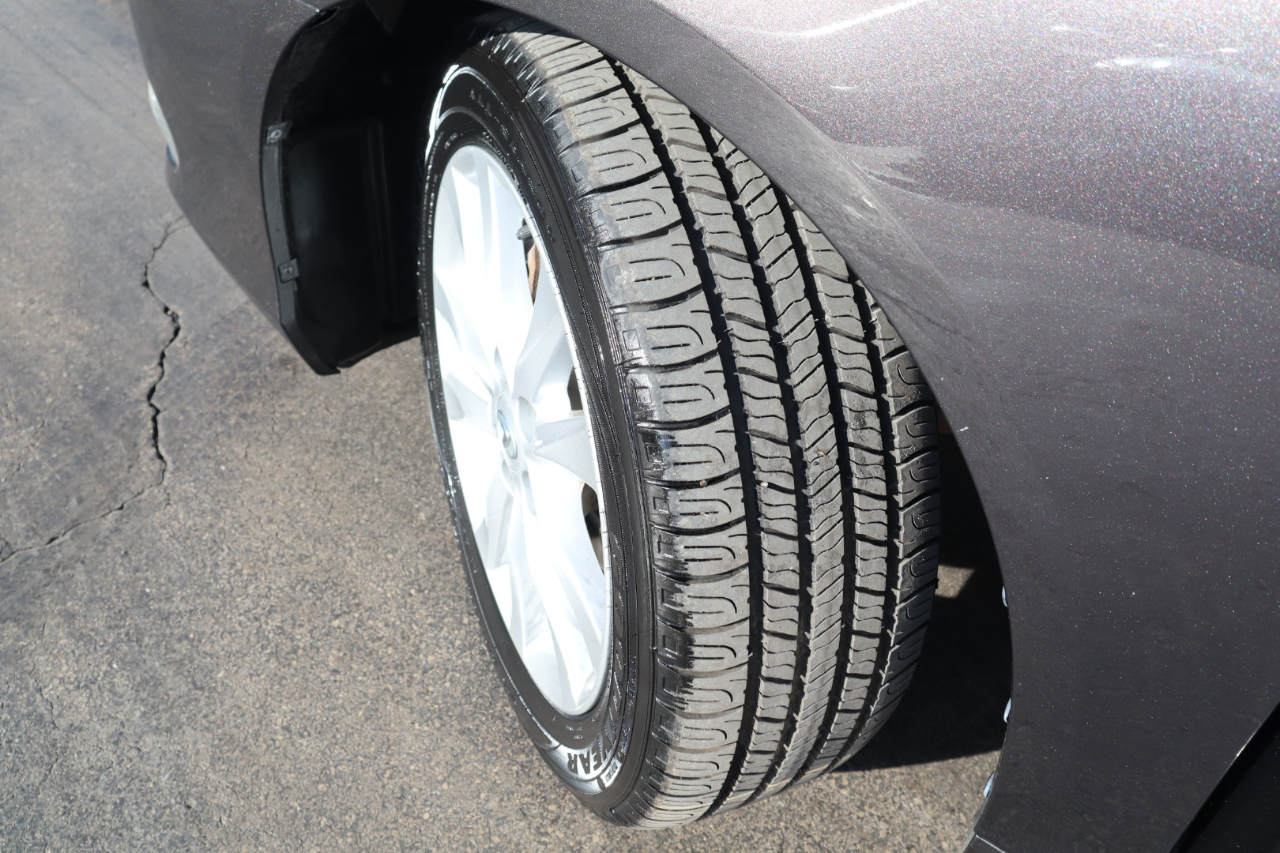 Lexus ES 350 Sedan 2012