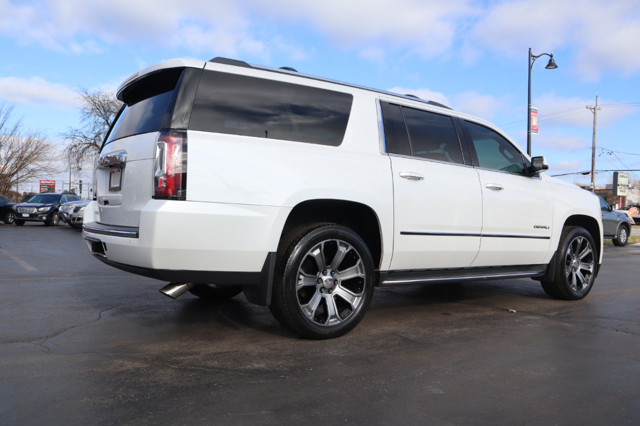 GMC Yukon XL Denali 4WD 2016