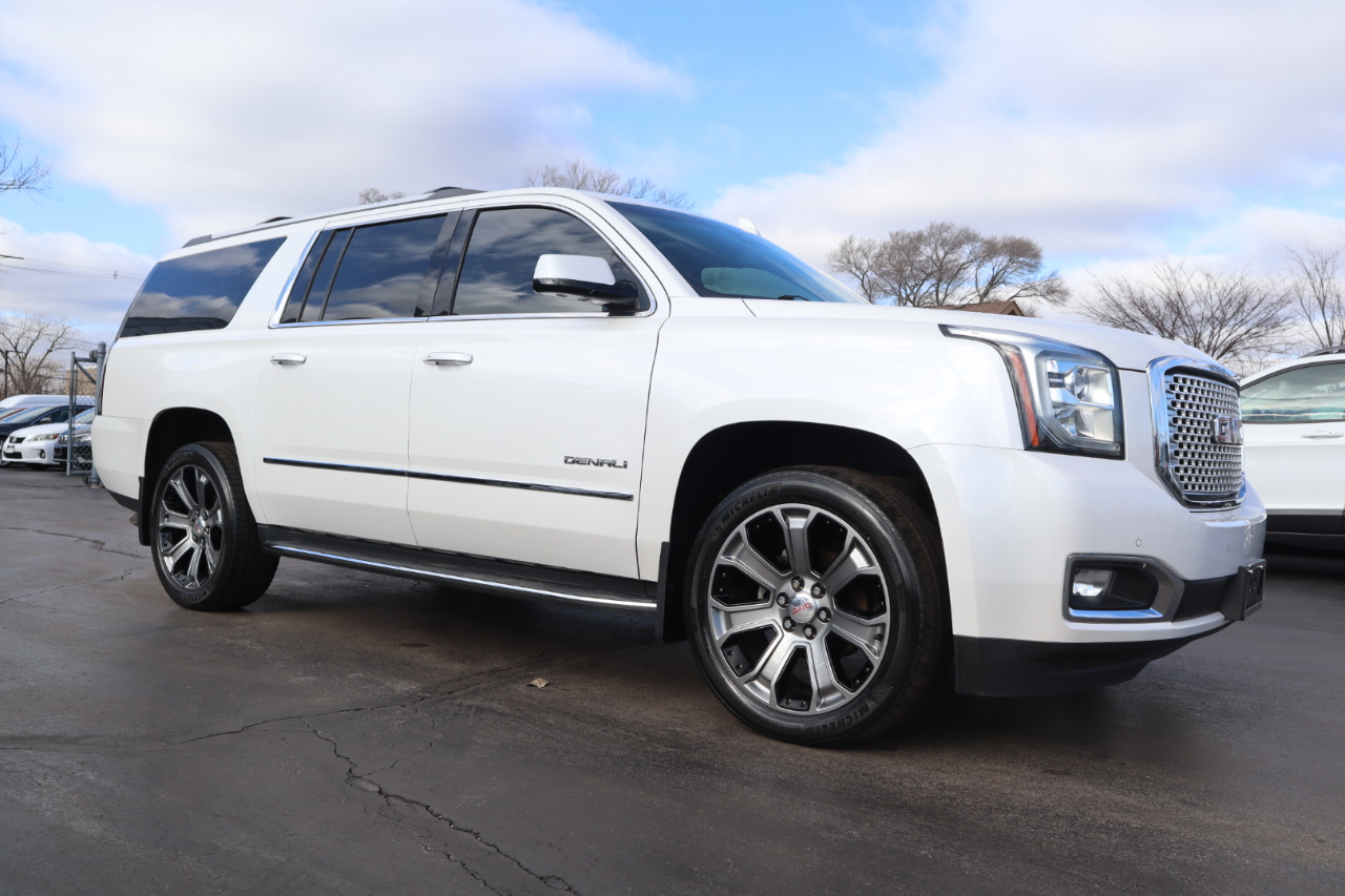 GMC Yukon XL Denali 4WD 2016