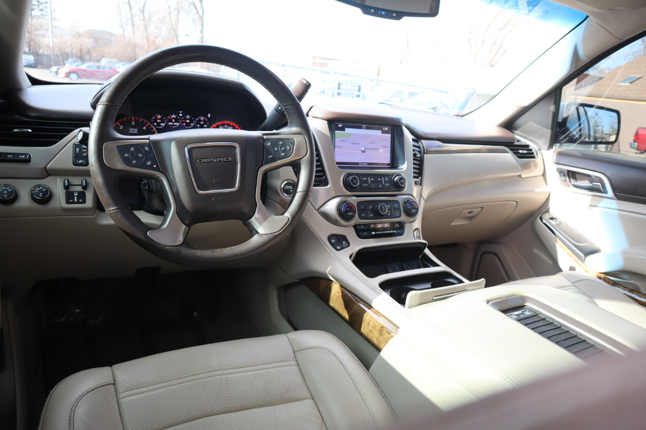 GMC Yukon XL Denali 4WD 2016