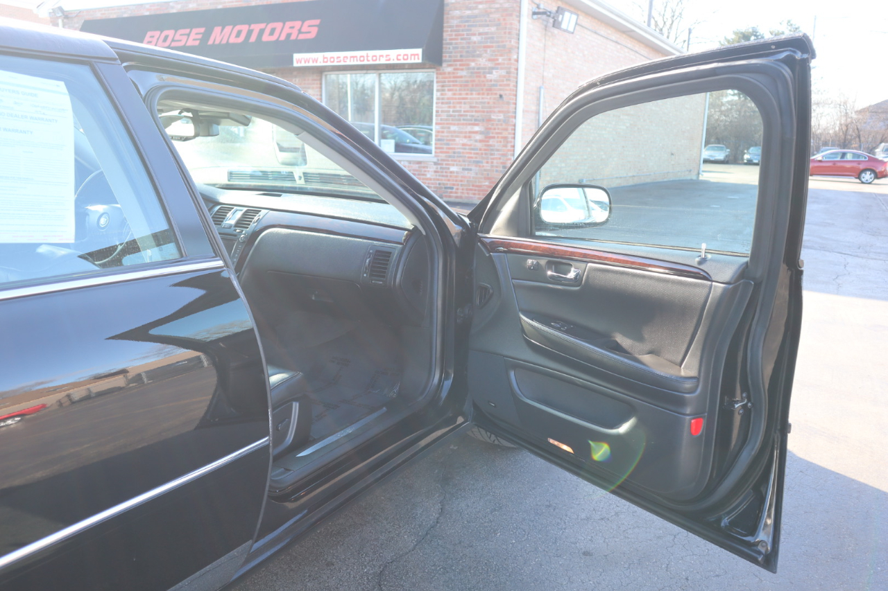 Cadillac DTS Premium w/ Navi 2010