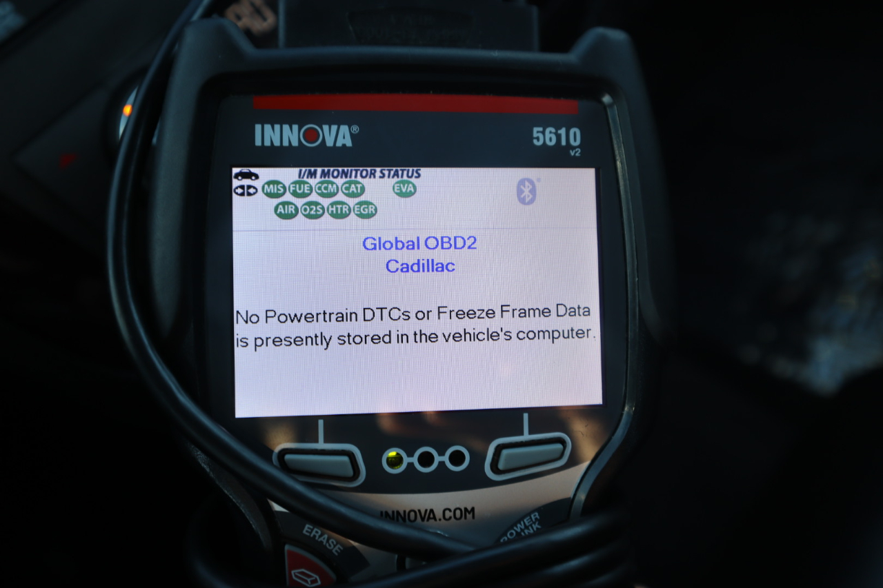 Cadillac DTS Premium w/ Navi 2010