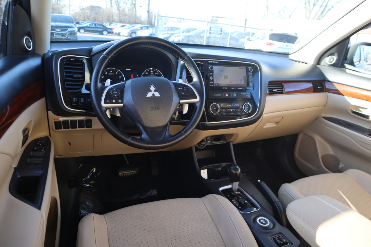 Mitsubishi Outlander GT S-AWC 2015