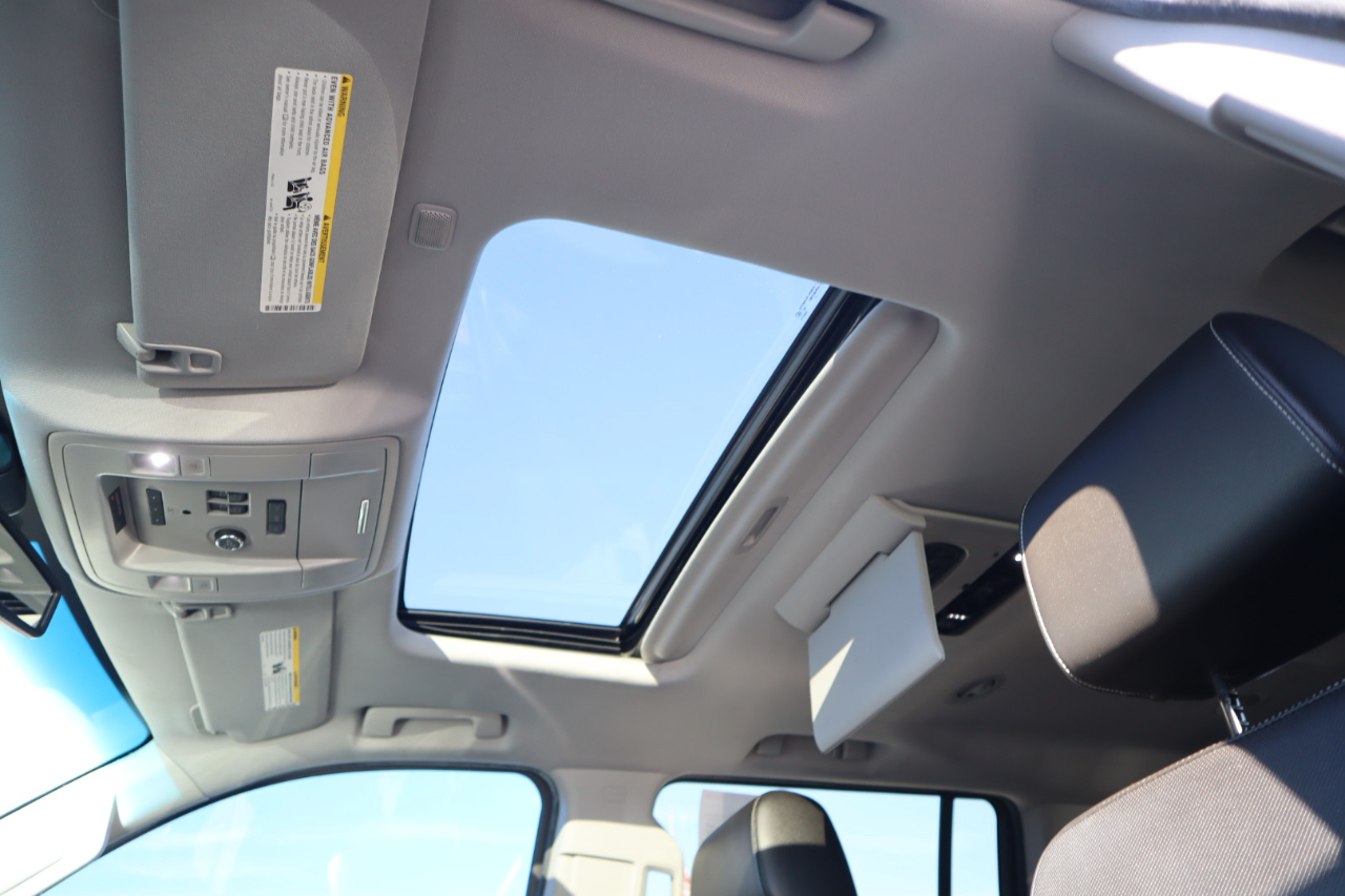 Chevrolet Suburban LTZ 1500 4WD 2015