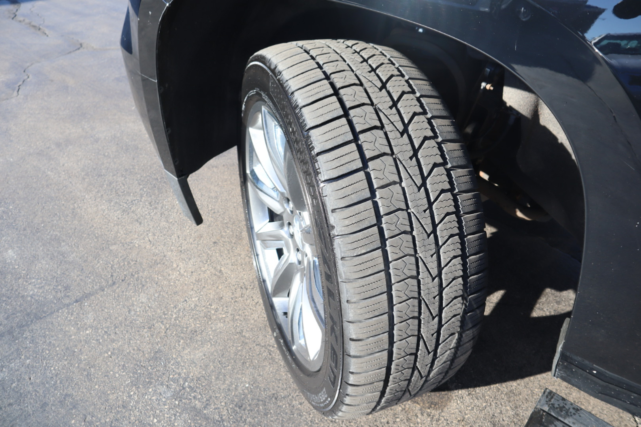 Chevrolet Suburban LTZ 1500 4WD 2015