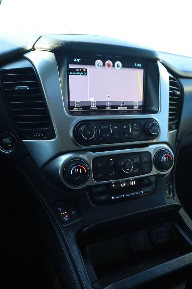 Chevrolet Suburban LTZ 1500 4WD 2015