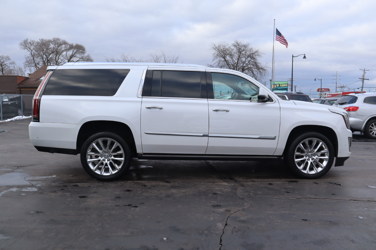 Cadillac Escalade ESV Platinum 4WD 2019