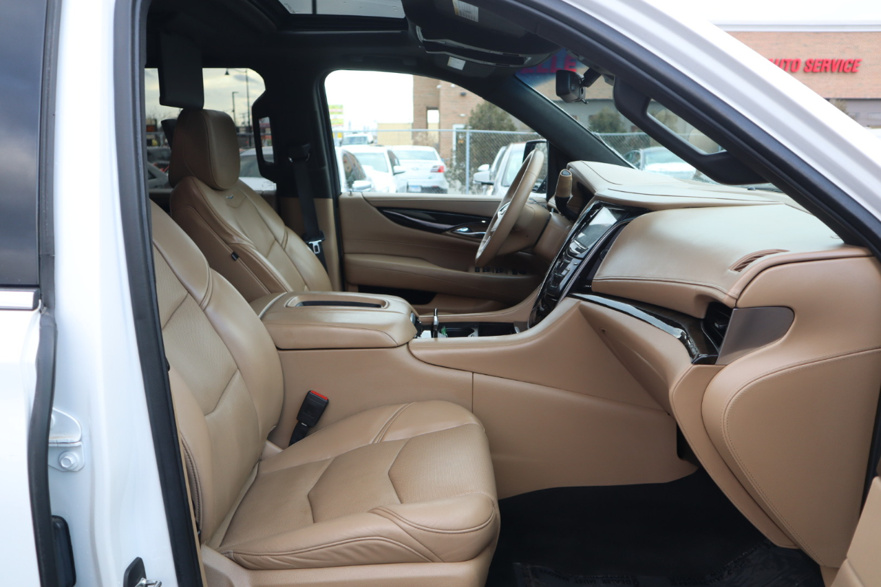 Cadillac Escalade ESV Platinum 4WD 2019