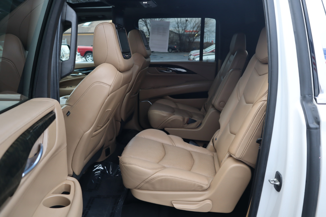 Cadillac Escalade ESV Platinum 4WD 2019