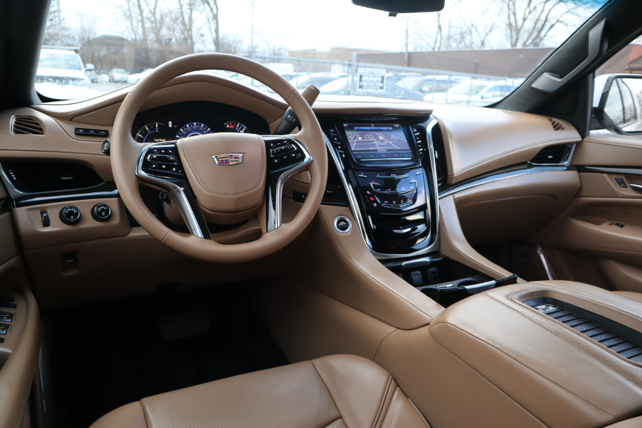 Cadillac Escalade ESV Platinum 4WD 2019