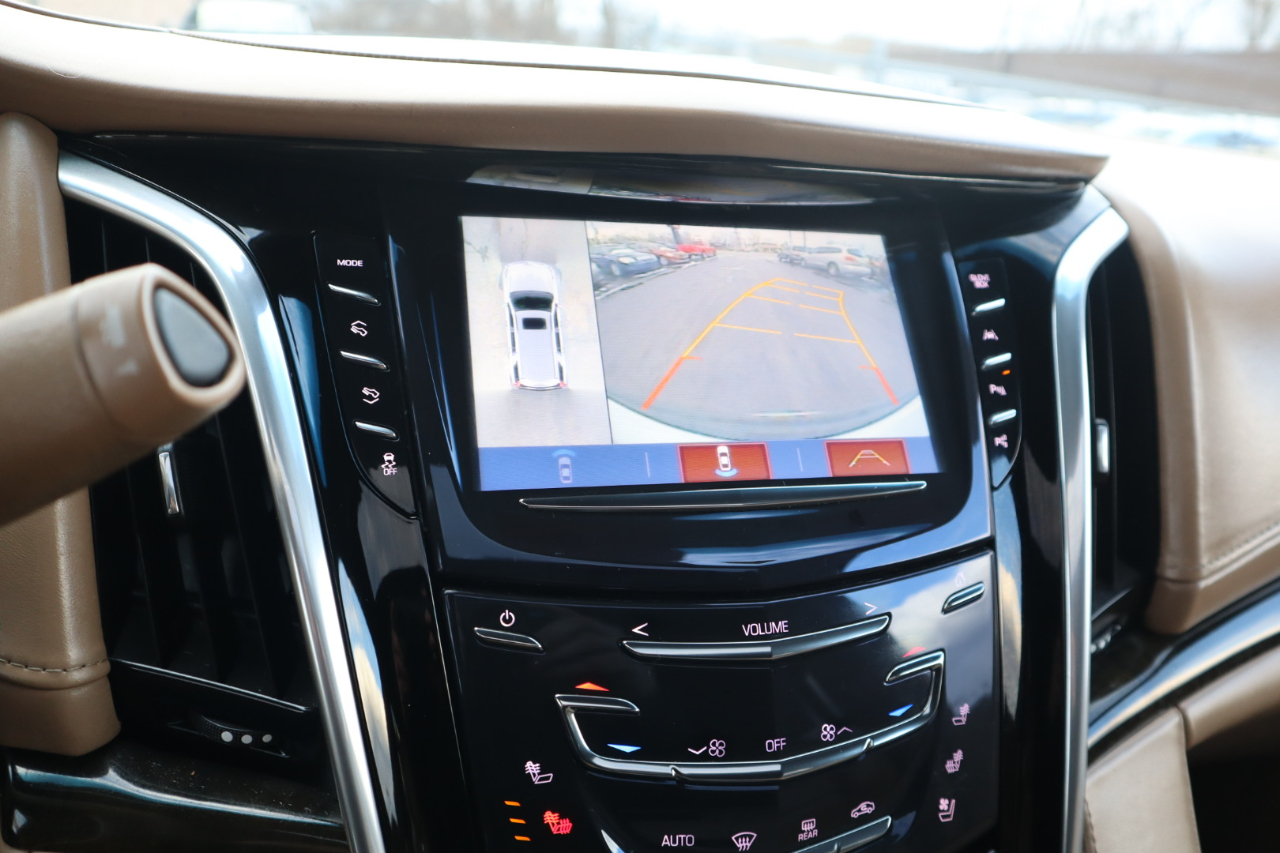 Cadillac Escalade ESV Platinum 4WD 2019