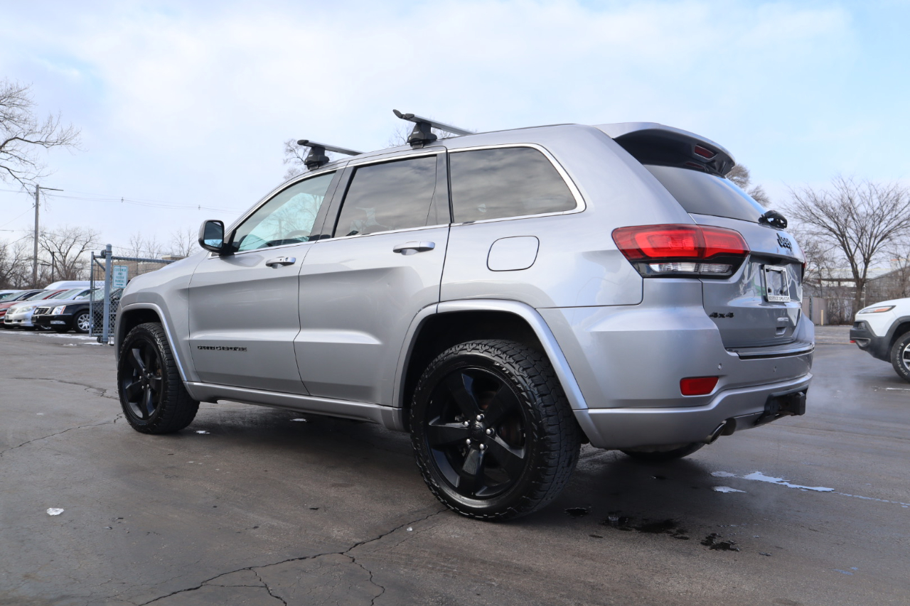 Jeep Grand Cherokee Laredo 4WD 2015